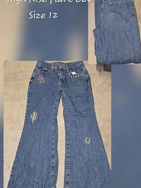 High-Rise Flare Girls Jeans with Embroidered Accents - Blue